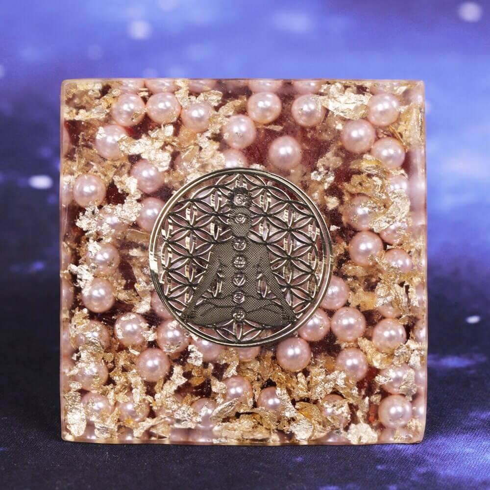 Pyramide Orgonite 7 Chakras