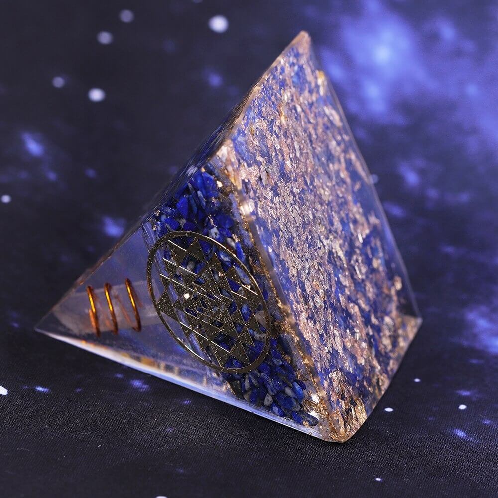 Pyramide Orgonite Lapis Lazuli et Cristal de Roche - Harmonie du Foyer