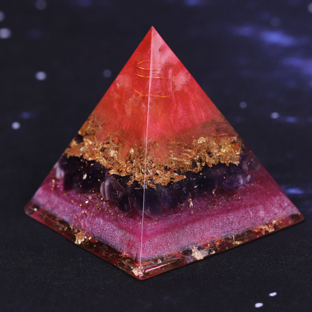 Pyramide Orgonite Cristal de Roche et Améthyste - Ouverture du Coeur