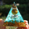 Pyramide Orgonite Turquoise et Oeil de Tigre - Énergie Solaire