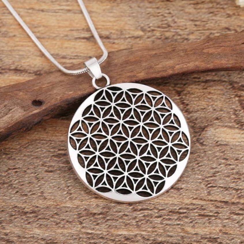 Pendentif Sacré Fleur de Vie avec Chaîne