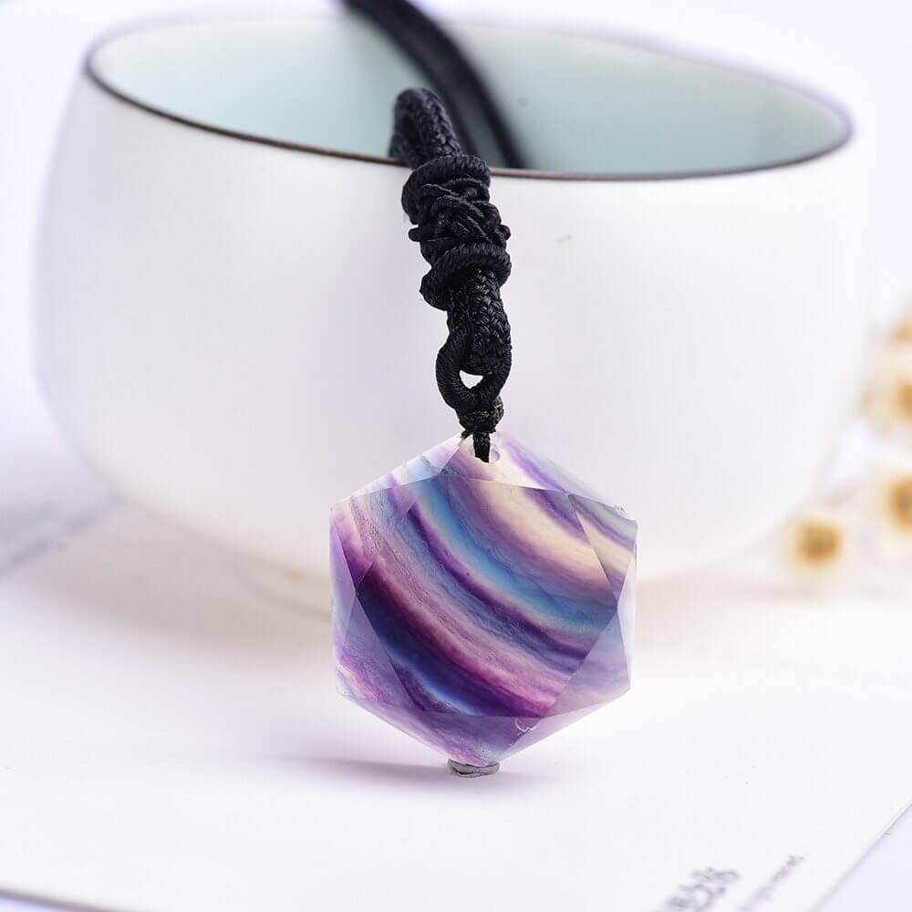 Pendentif Merkaba Fluorite Arc-en-Ciel avec Chaîne