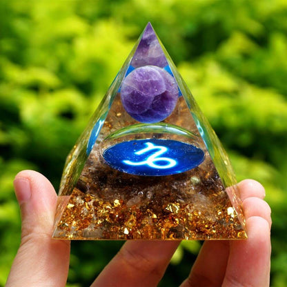 Pyramide Orgonite du Zodiaque Améthyste et Quartz Fumé - Capricorne