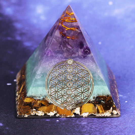 Pyramide Orgonite Oeil de Tigre et Améthyste - Équilibre et Méditation